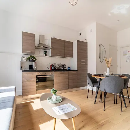 Lägenhet Le Relais - Gare - Metro - Parking - Wifi - Netflix Tourcoing