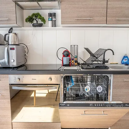 Le Relais - Gare - Metro - Parking - Wifi - Netflix 아파트